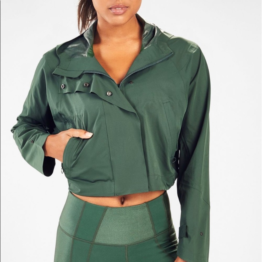 Fabletics Erika Cropped hooded jacket